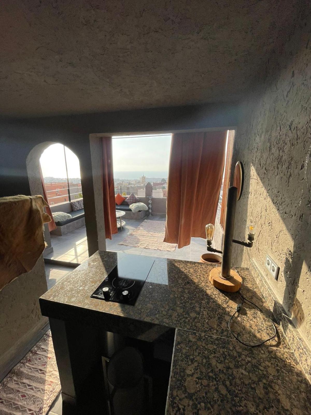 Luxury Riad Seaview, Jacuzzi And Breakfast Otel Tamraght Dış mekan fotoğraf