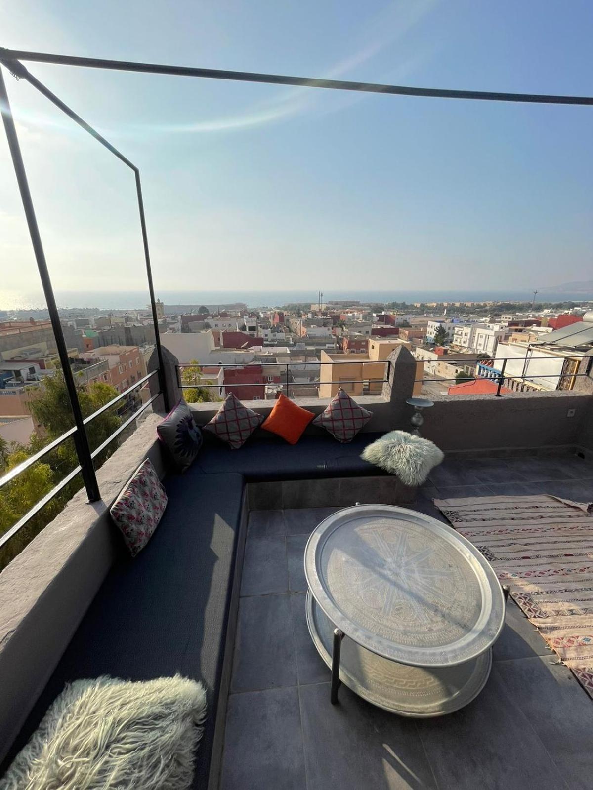 Luxury Riad Seaview, Jacuzzi And Breakfast Otel Tamraght Dış mekan fotoğraf